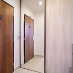 Cozy And Quiet In Wider Center アパート