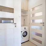 アパート Cozy And Quiet In Wider Center *